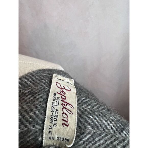 Vintage late 1950s Herringbone Scarf - Picture 6 of 6